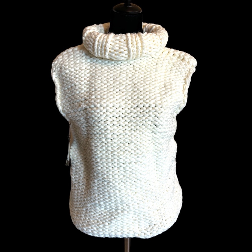 The KARSAAN Hand Knit Sweater - Picture 7 of 13